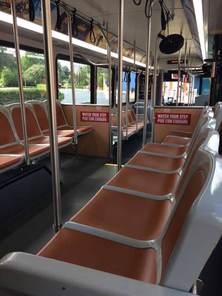 Novos horários de operação para o serviço de ônibus no Disney Springs começam hoje.